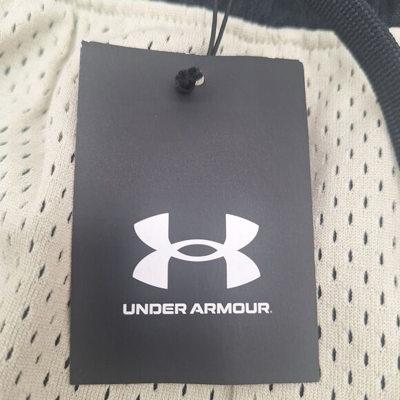 Under Armour UA Baseline Pro Mesh Shorts Womens Medium 5" Black Taupe $50 NWT - Picture 5 of 8
